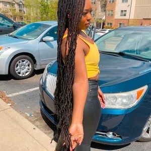 Meet your Posher, Elexis